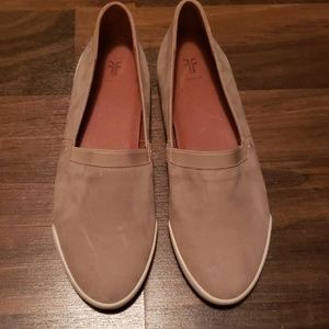 Frye Melanie slip-on sneaker sz 6 Never worn